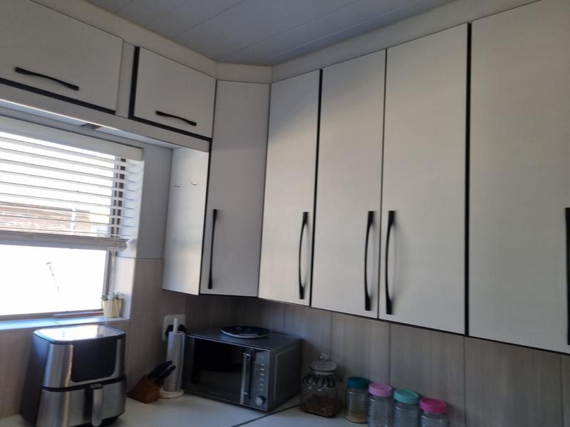 3 Bedroom Property for Sale in Dana Bay Western Cape